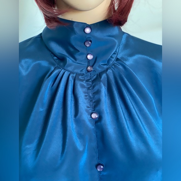 Kara vintage Blouse - Picture 12 of 16